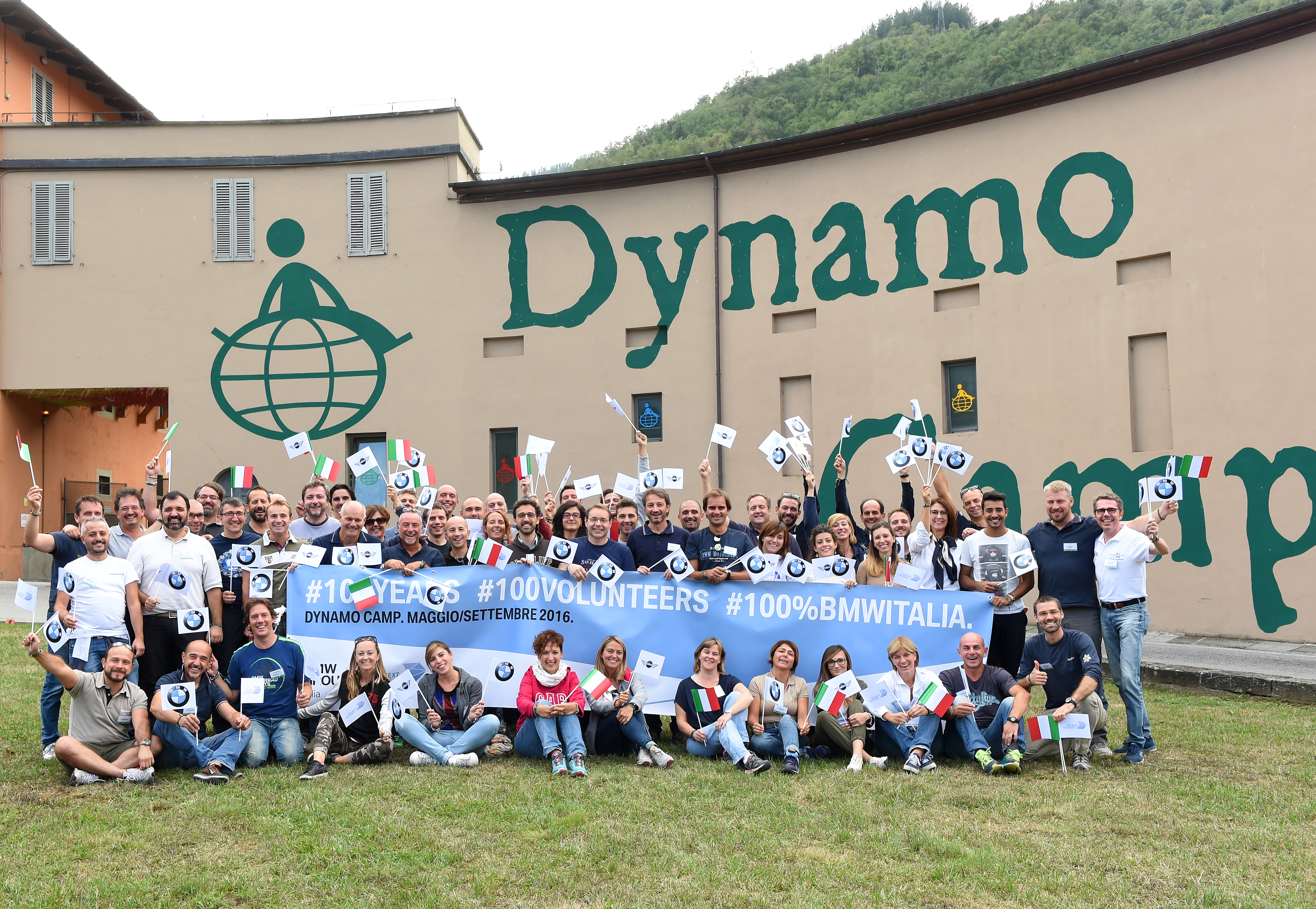 100 volontari BMW al DYnamo Camp