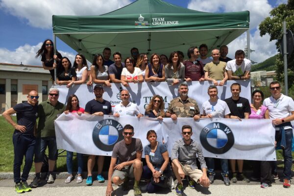 I collaboratori di BMW Group Italia volontari al Dynamo Camp