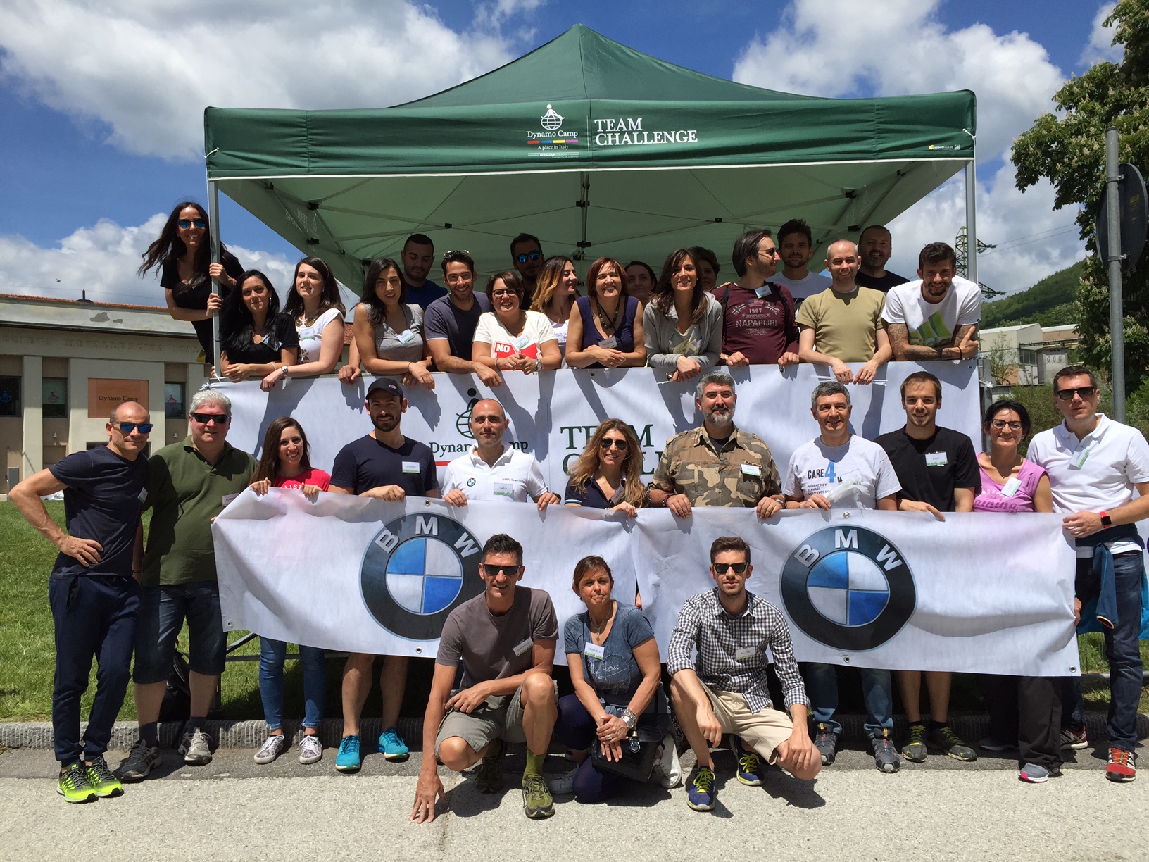 I collaboratori di BMW Group Italia volontari al Dynamo Camp