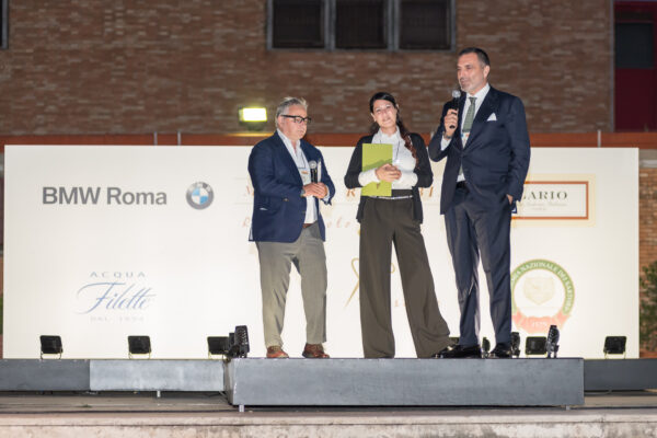 Gli abito del progetto Made in Rebibbia in sfilata all’interno dell’istituto penitenziario. Un progetto sostenuto da BMW Roma.