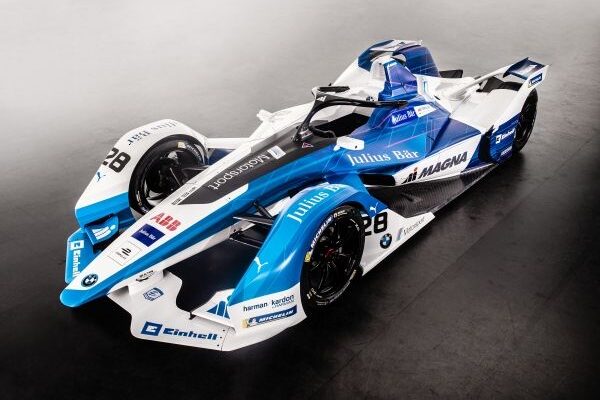 Presentata la BMW iFE.18 che gareggerà in Formula E