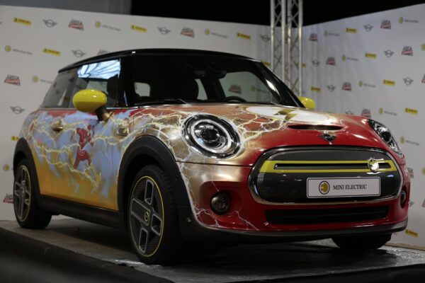 MINI e Flash insieme nel segno dell’elettrico